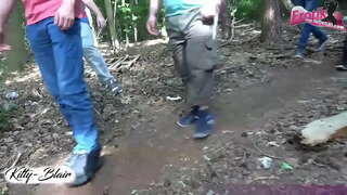 Alman boşalmak açık gençler sikme içinde Grup seks